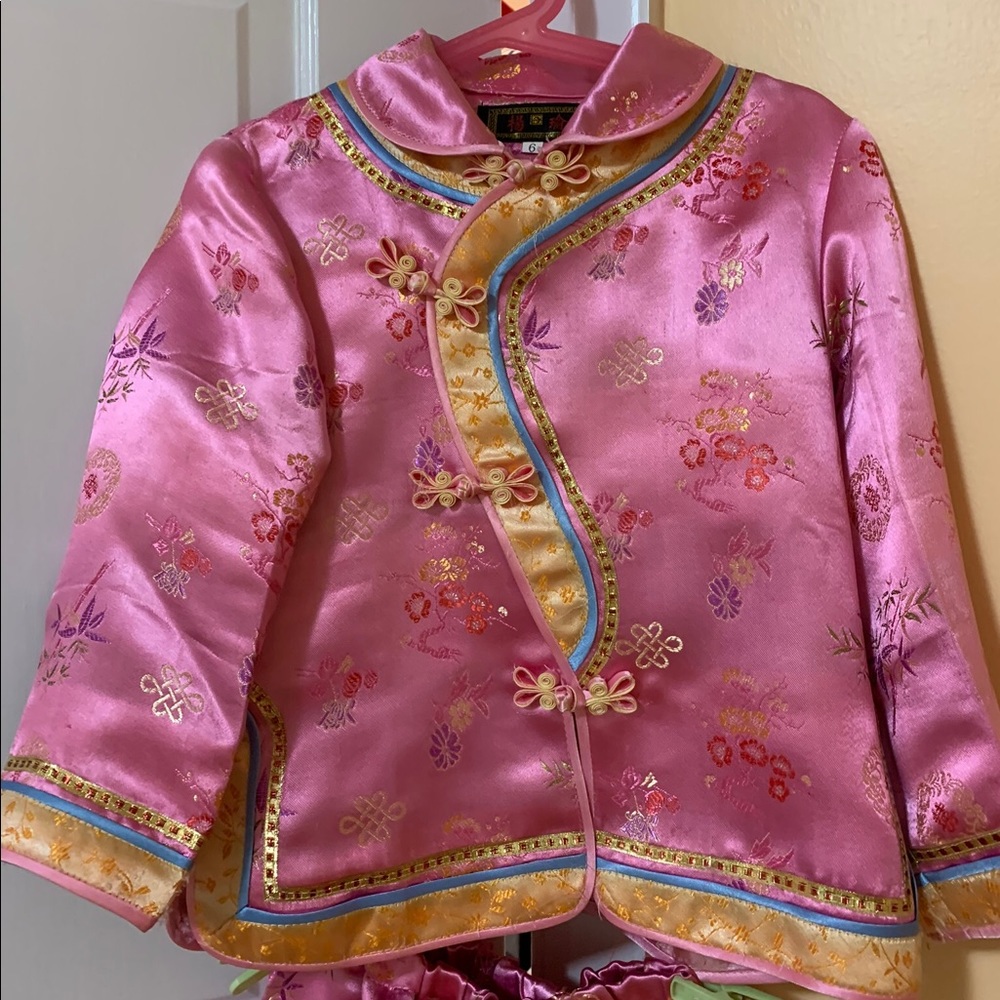 Traditional Chinese Long Sleeves “Tang Suit”